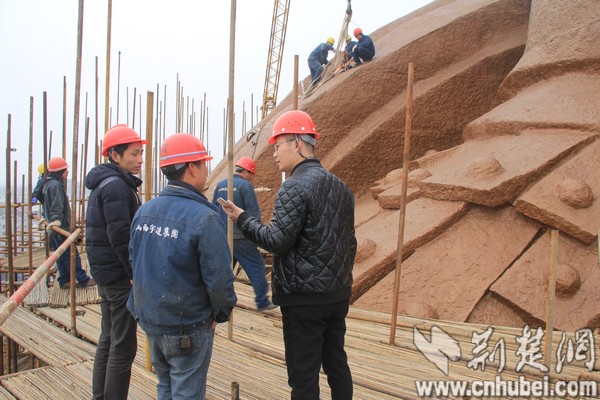 現(xiàn)全球最大關(guān)公青銅雕像，目測(cè)宇達(dá)施工（圖）