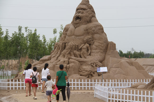 濱州首個(gè)大型沙雕雕塑亮相，沙灘雕塑主題公園正式開(kāi)園