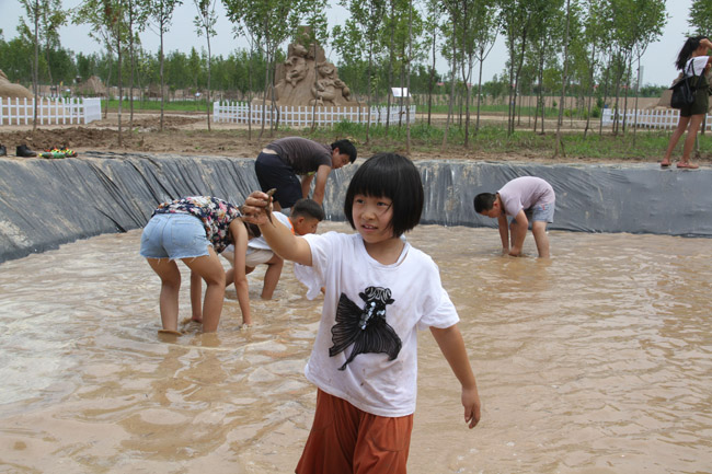 濱州首個(gè)大型沙雕雕塑亮相，沙灘雕塑主題公園正式開(kāi)園